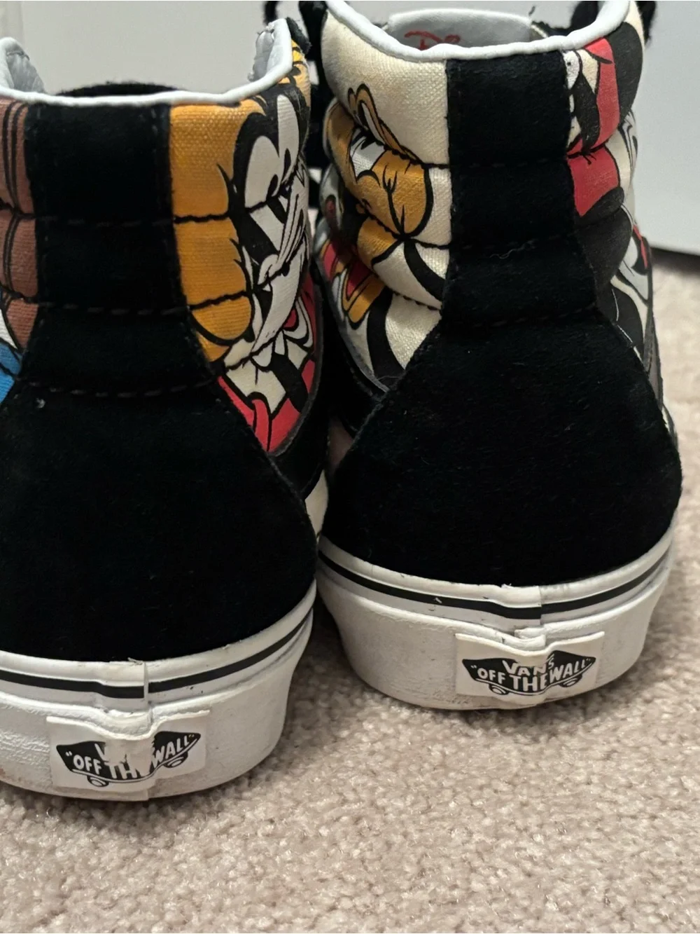 Disney X Vans Women’s Size 7 Mickey & Friends High-Top Sneakers Donald SK8-Hi